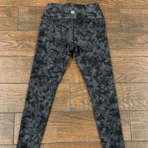 Black and grey tie dye leggings